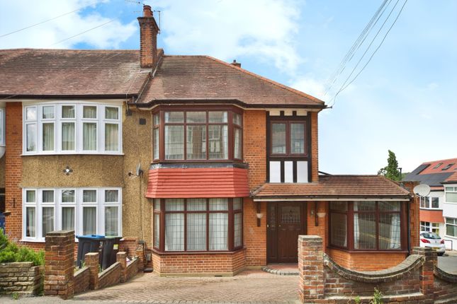 3 bedroom end of terrace house for sale