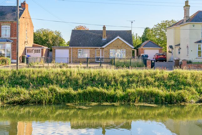 Willoughby Road, Boston, PE21 2 bed detached bungalow for sale