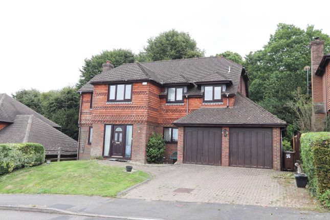 Starrs Mead, Battle, TN33 5 bed detached house for sale