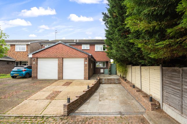 Aintree Close, Gravesend DA12 3 bed semi