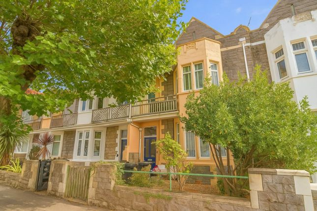Severn Avenue, South Ward 2 bed flat for sale