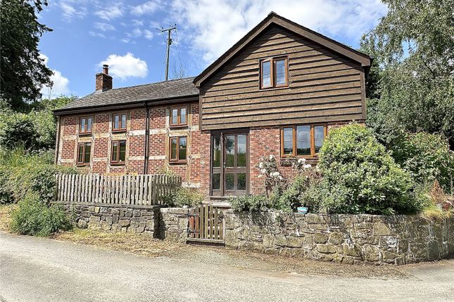 Trefeglwys, Caersws, Powys, SY17 3 bed detached house for sale