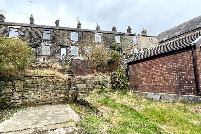 Carrhill Road, Mossley, OL5 2 bed terraced house for sale