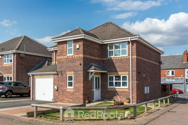 Springwell Court, Pontefract WF9 4 bed detached house for sale