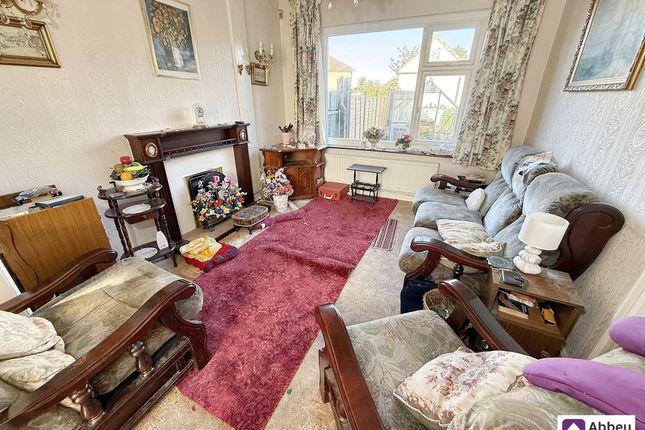 Avebury Avenue, Leicester, LE4 3 bed detached house for sale