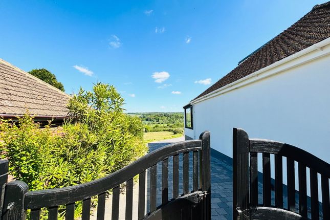 Canterbury Road, Ashford TN25 4 bed chalet for sale