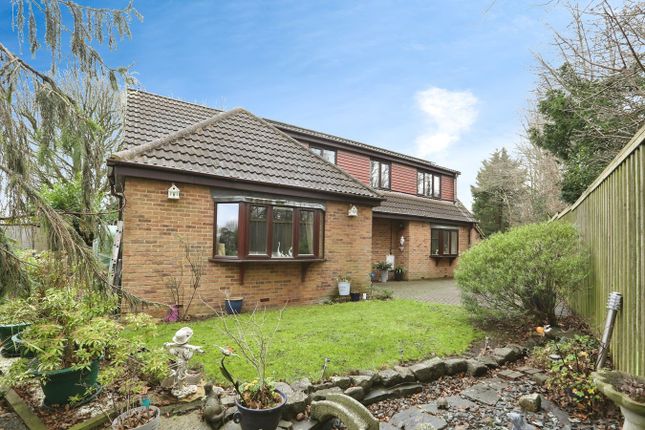 Common Road, Chatham ME5 4 bed detached house for sale