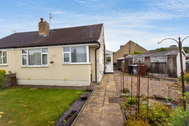 Low Moor Side, Leeds, West Yorkshire 2 bed bungalow for sale