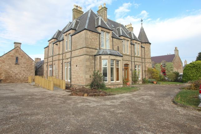 11 bed detached house