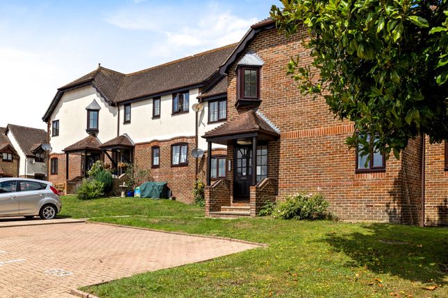 1 bedroom ground floor flat for sale
