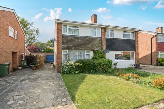 Ashley Gardens, Chandler's Ford... 3 bed semi