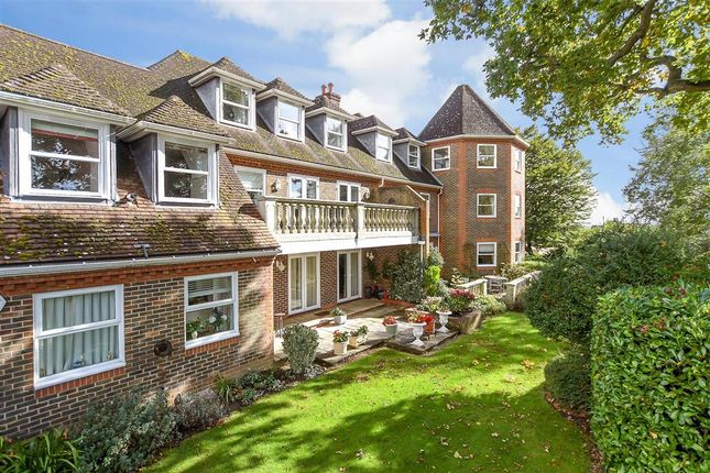 Batts Hill, Reigate, Surrey 3 bed apartment for sale