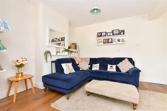 Diceland Road, Banstead, Surrey 3 bed semi