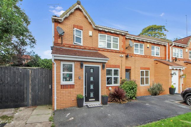 3 bedroom semi-detached house for sale
