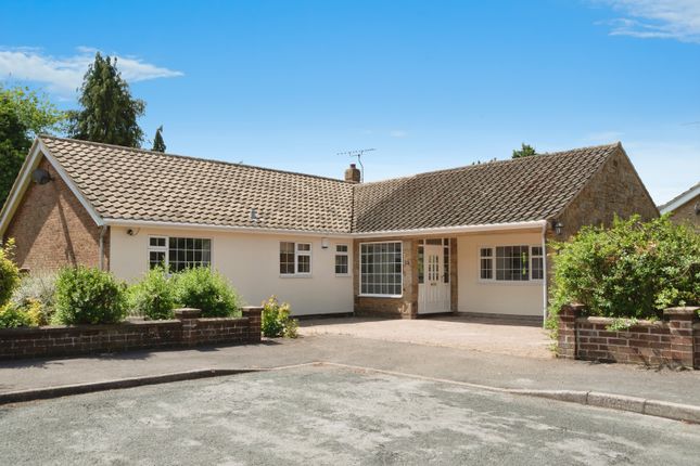 4 bedroom detached bungalow for sale
