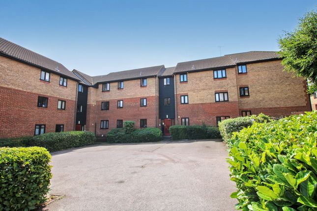 1 bedroom ground floor flat for sale