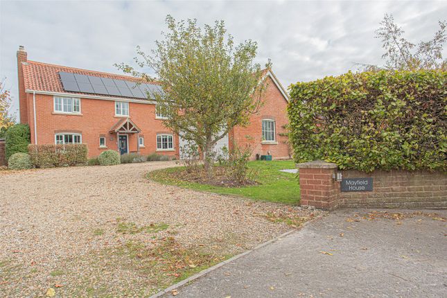 Stathe Road, Burrowbridge, Somerset, TA7 4 bed detached house for sale