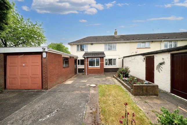 Lawnside Green, Bilston WV14 3 bed end of terrace house for sale