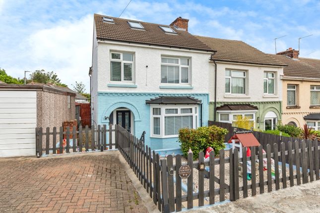 4 bedroom end of terrace house for sale