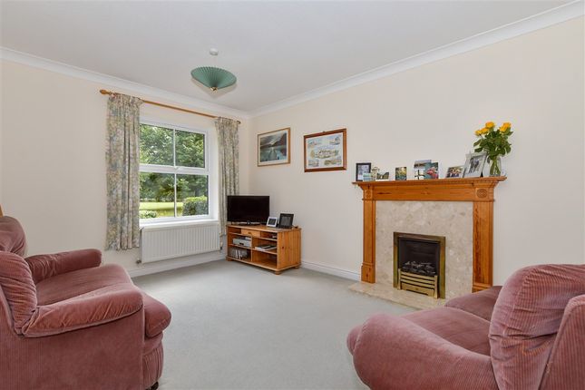 3 bed detached house