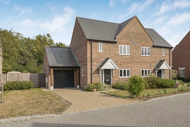 Six Acres, Warborough, OX10 3 bed semi