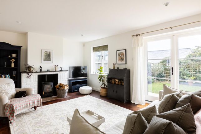 4 bed semi-detached house