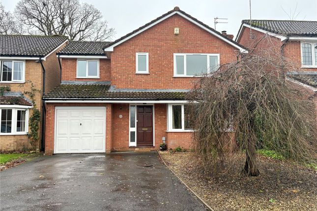 Bryony Gardens, Gillingham, Dorset, SP8 4 bed detached house for sale