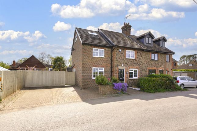 Chantlers Hill, Paddock Wood, Tonbridge 3 bed semi