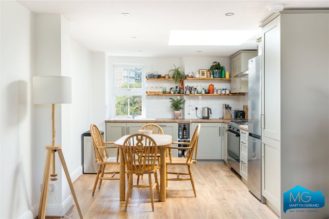 Grafton Road, Kentish Town, London, NW5 2 bed apartment for sale