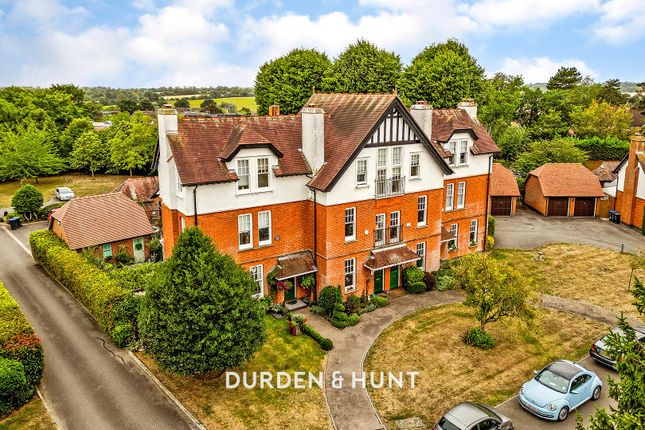 Great Stony Park, Ongar, CM5 4 bed townhouse for sale