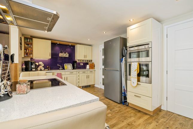 3 bed terraced house