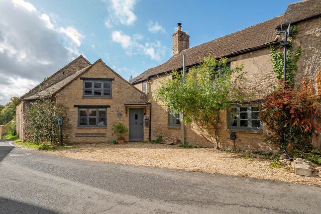 The Walk, Kidlington, Islip OX5 2SD 3 bed cottage for sale