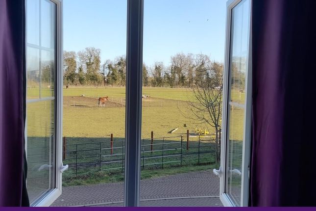 North Lodge Park, Milton, Cambridge... 3 bed semi