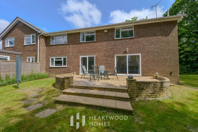 Colney Heath Lane, St. Albans, AL4 0TU 5 bed semi