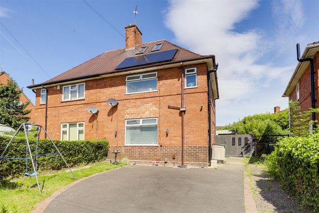 Bracknell Crescent, Whitemoor Estate NG8 3 bed semi