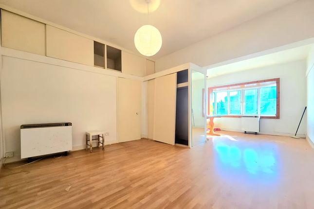 1 bed flat