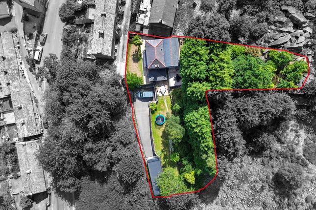 Back Thornhill Road, Longwood... 4 bed detached house for sale