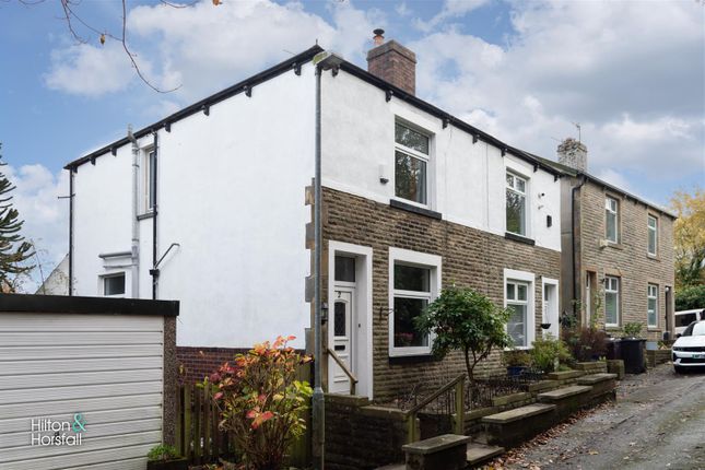 2 bedroom semi-detached house for sale