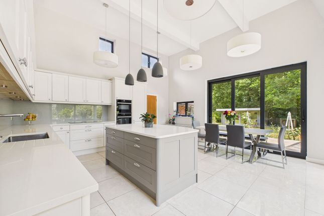 The Slade, Lamberhurst, TN3 5 bed character property for sale