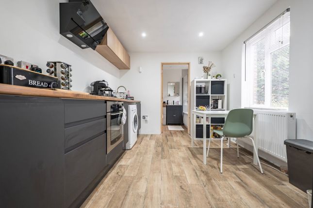 West Street, Bromley BR1 1 bed flat for sale