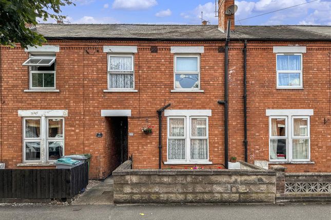 Lime Grove, Newark 2 bed terraced house for sale