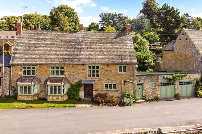 Sibford Ferris, Nr Banbury, Oxfordshire 4 bed detached house for sale