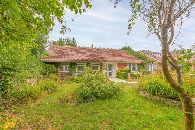 Kingsmead, Edlesborough 2 bed detached bungalow for sale