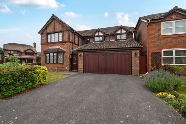 Coghlan Close, Hampshire PO16 4 bed detached house for sale