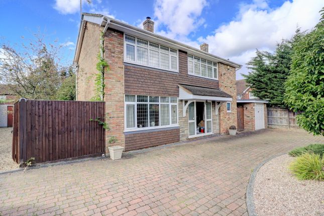 Hazlemere Road, High Wycombe HP10 3 bed detached house for sale