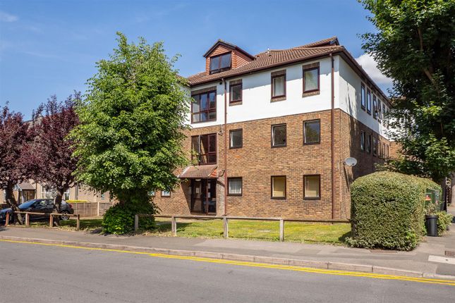 Burnell Road, Sutton 1 bed apartment for sale