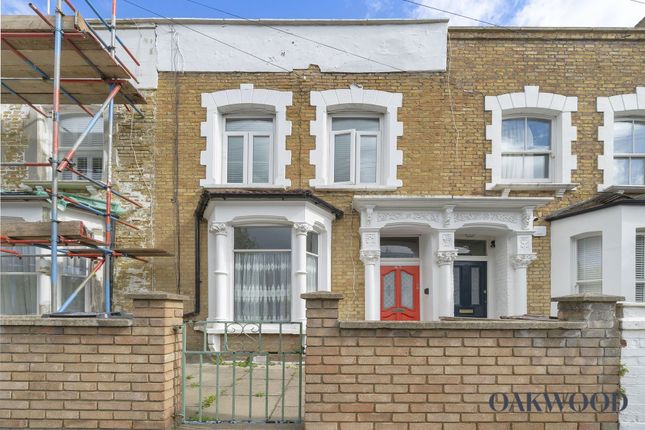 Aden Grove, London, N16 3 bed terraced house for sale