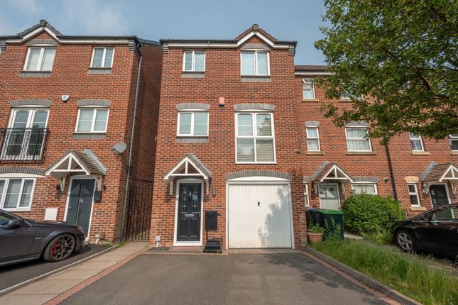 Anchor Drive, Tipton DY4 3 bed end of terrace house for sale