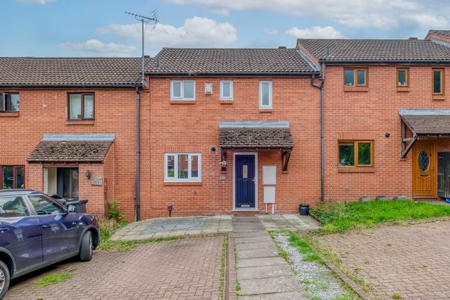 Huins Close, Redditch, B98 2 bed terraced house for sale