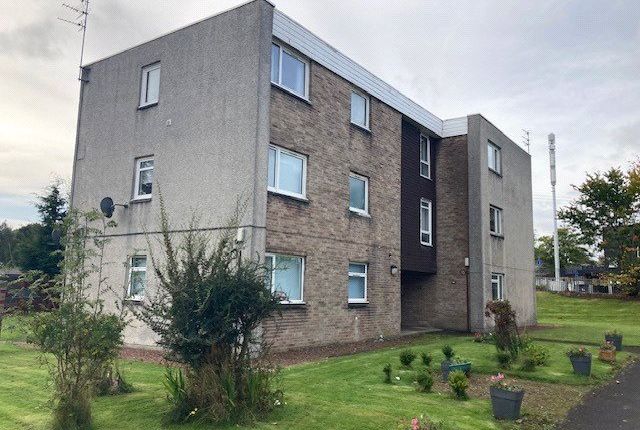 3 bedroom flat for sale